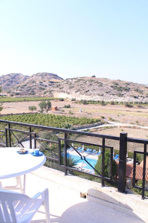 Ampelokipi Holiday Apartments Pissouri Quarto foto